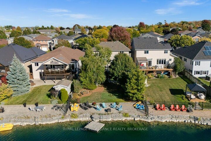 Property Photo:  1415 Stoneridge Drive  ON K7M 9H6 