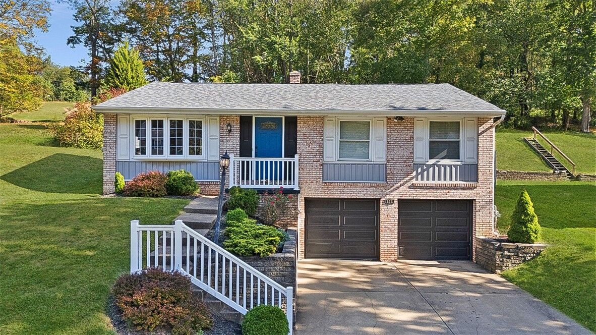 Property Photo: 573 Clifton Rd PA 15102