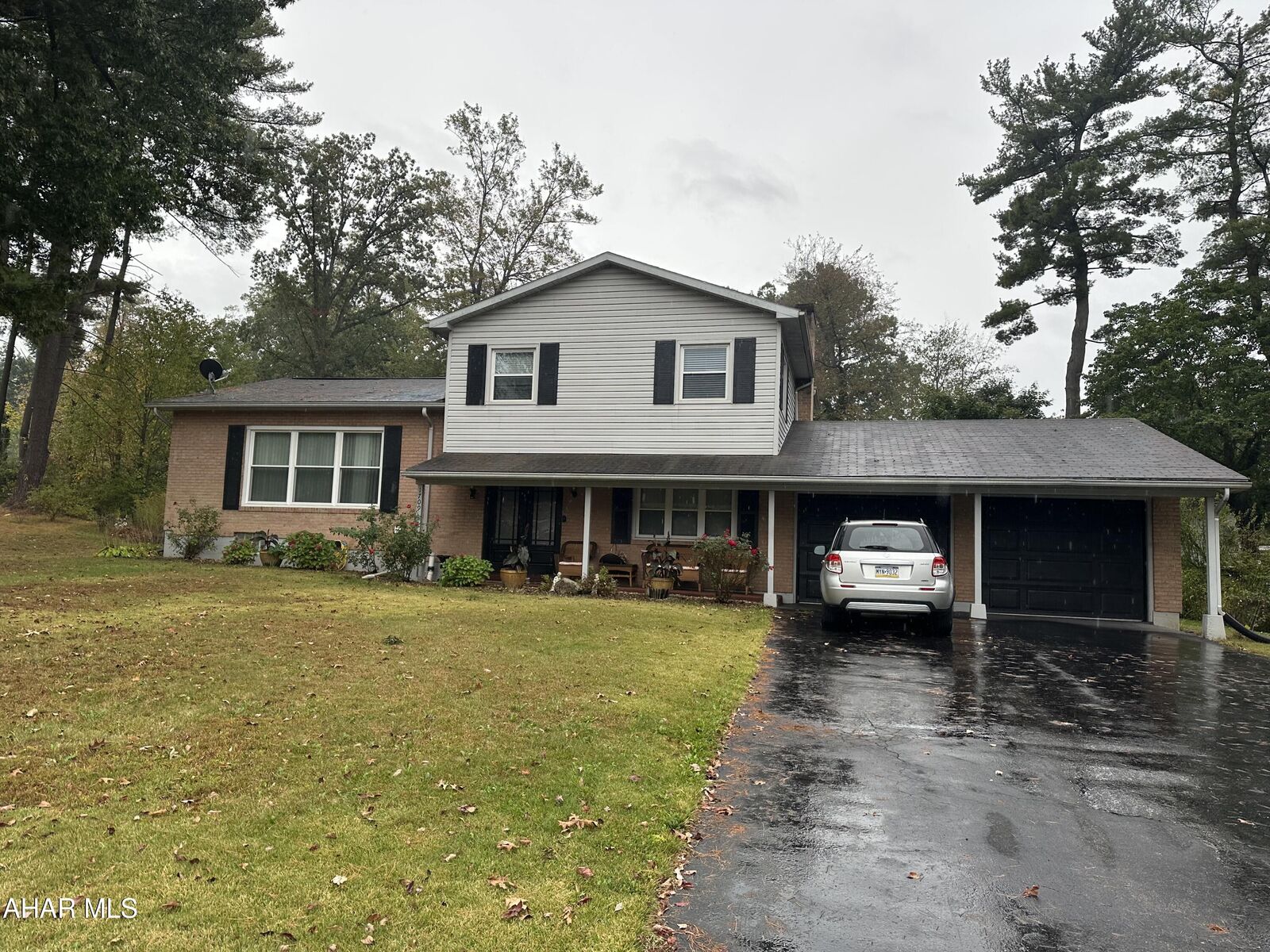 Property Photo:  1709 Bellmeade Road  PA 16602 