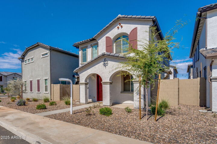 Property Photo:  1334 W Sparrow Drive  AZ 85140