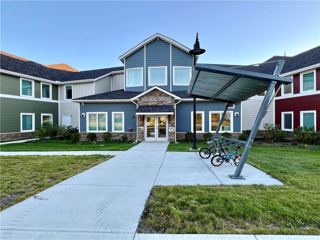 Property Photo:  8 Crescent Way  NY 14886 