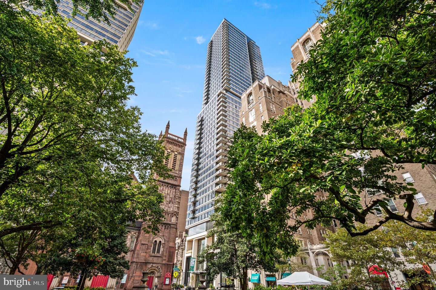 Property Photo: 1911 Walnut Street Unit 2701 PA 19103