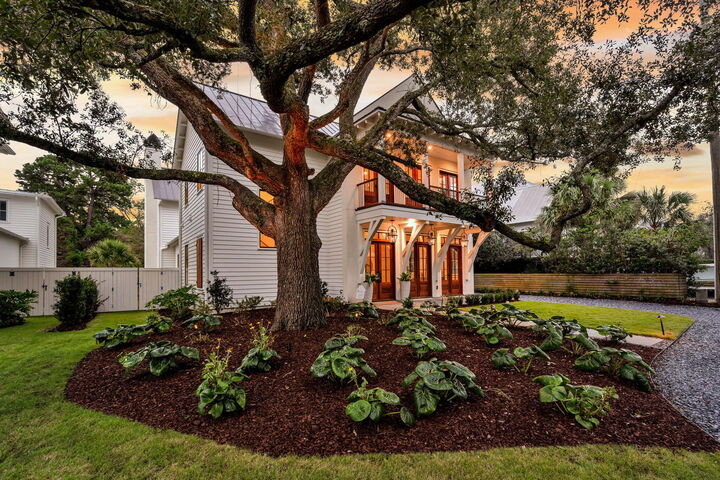 Property Photo: 747 Winthrop Street SC 29464