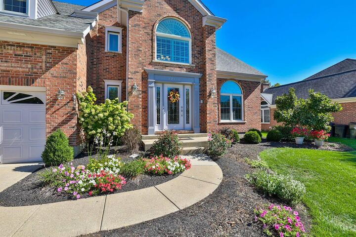 Property Photo:  12108 Village Woods Drive  OH 45241 