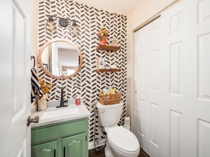Property Photo:  971 Lora Lee Drive  OH 43040