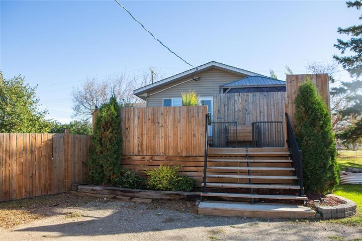 Photo de la propriété: 143 Peterborough Avenue MB R0K 0T0