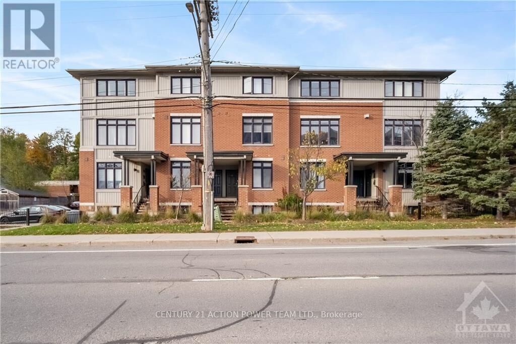 Property Photo:  799 Montreal Road 28  ON K1K 0S9 