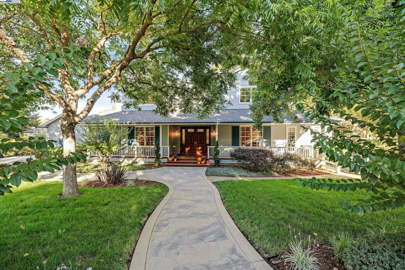 Property Photo: 8281 Sassafras Ct CA 94566