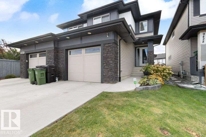 Property Photo: 9424 209 Street NW AB T5T 7J5