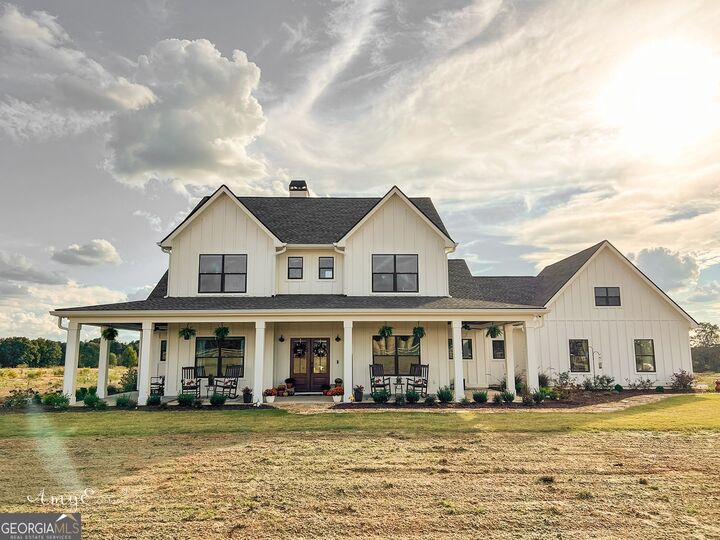 Property Photo:  1111 Rocky Creek Road  GA 30056 