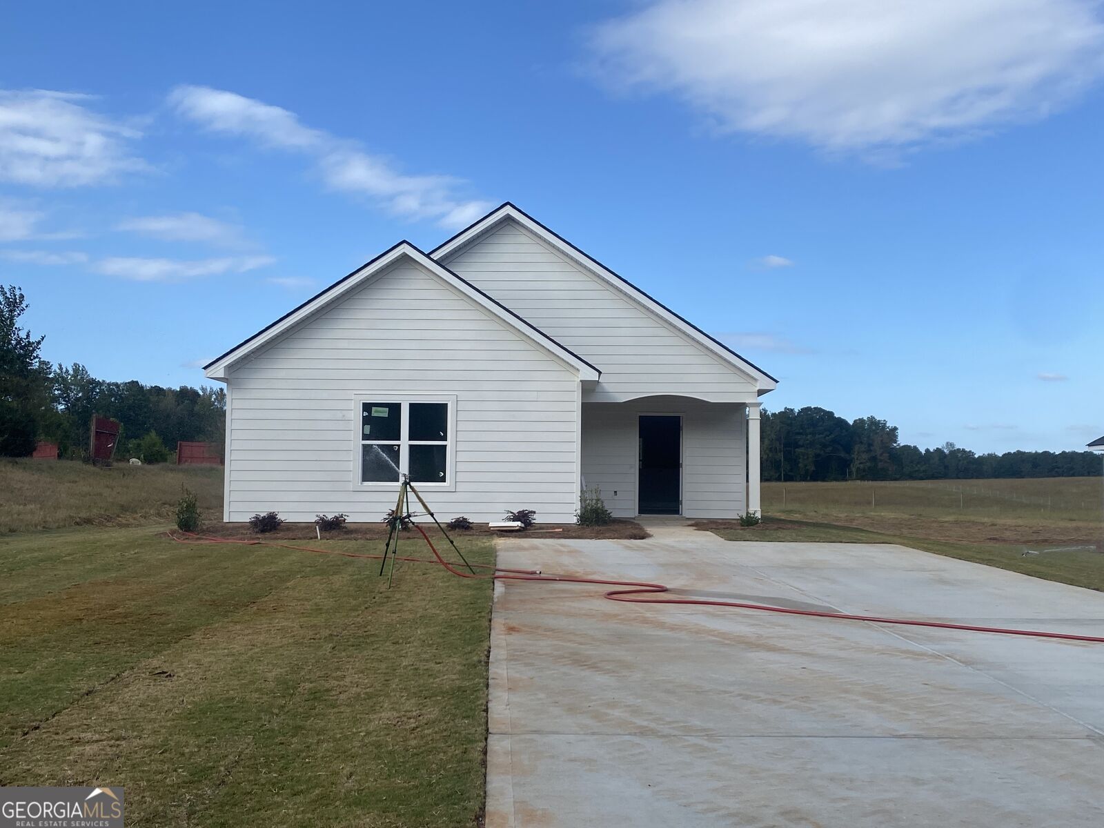 Property Photo: 162 Mathews Road GA 30257