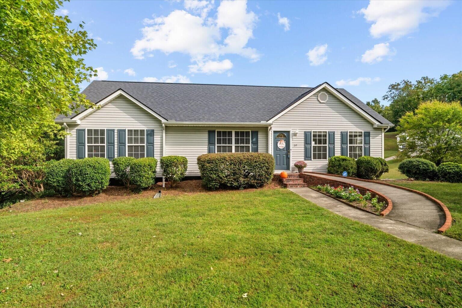 Property Photo: 219 Windbrook Drive GA 30755