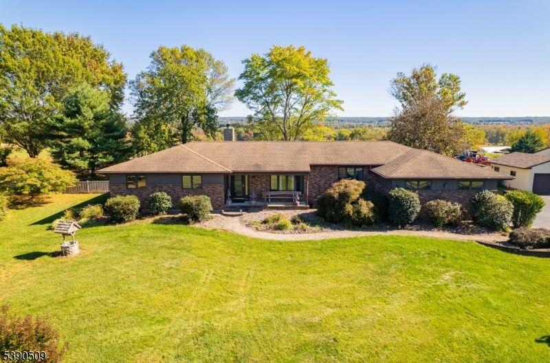 Property Photo: 86 Old York Rd NJ 08551