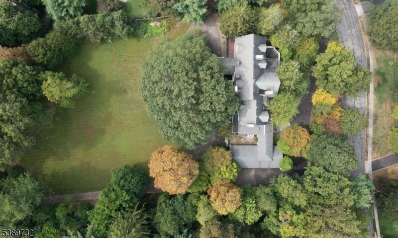 Property Photo: 17 Three Gables Rd NJ 07960
