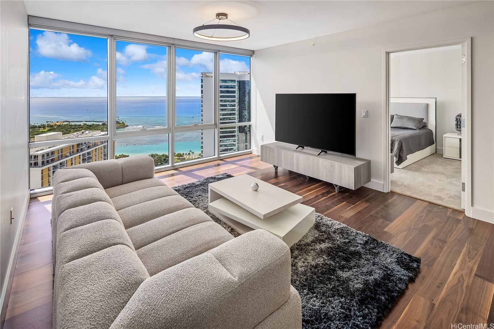 Property Photo: 1189 Waimanu Street 4002 HI 96814