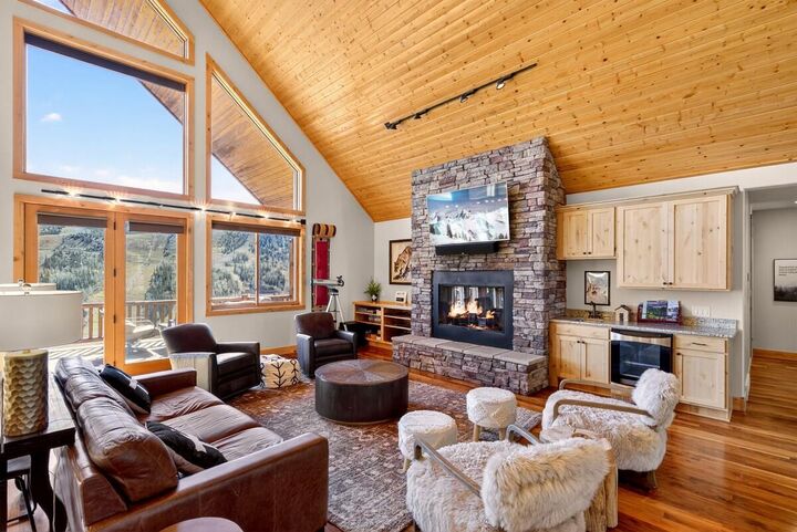 Property Photo:  265 W Eagle Roost St  UT 84719
