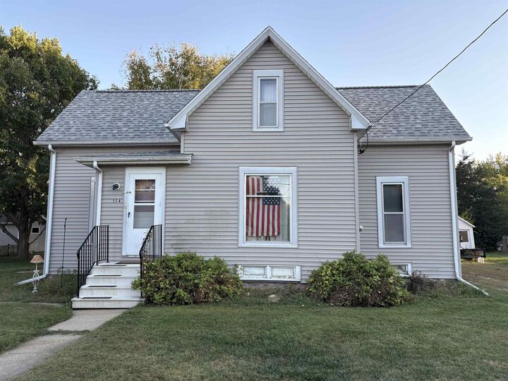 154 Hawley Street  Jesup IA 50648 photo