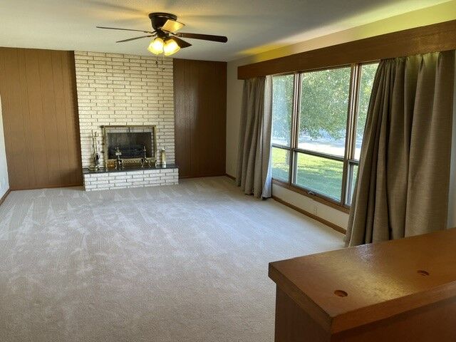 Property Photo:  204 2nd Street  IA 50046 
