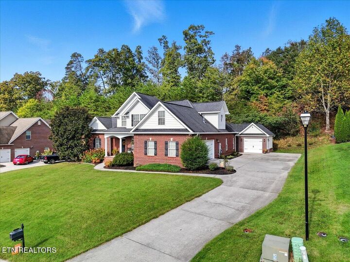 Property Photo: 1372 Old Hickory Lane TN 37772
