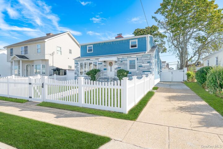 Property Photo:  11 Overton Street  NY 11520 