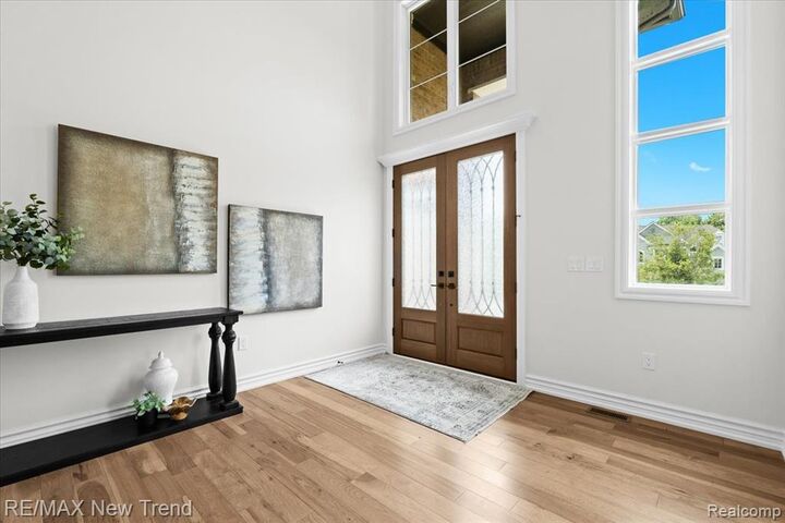Property Photo:  32534 Sanctuary Court  MI 48336 