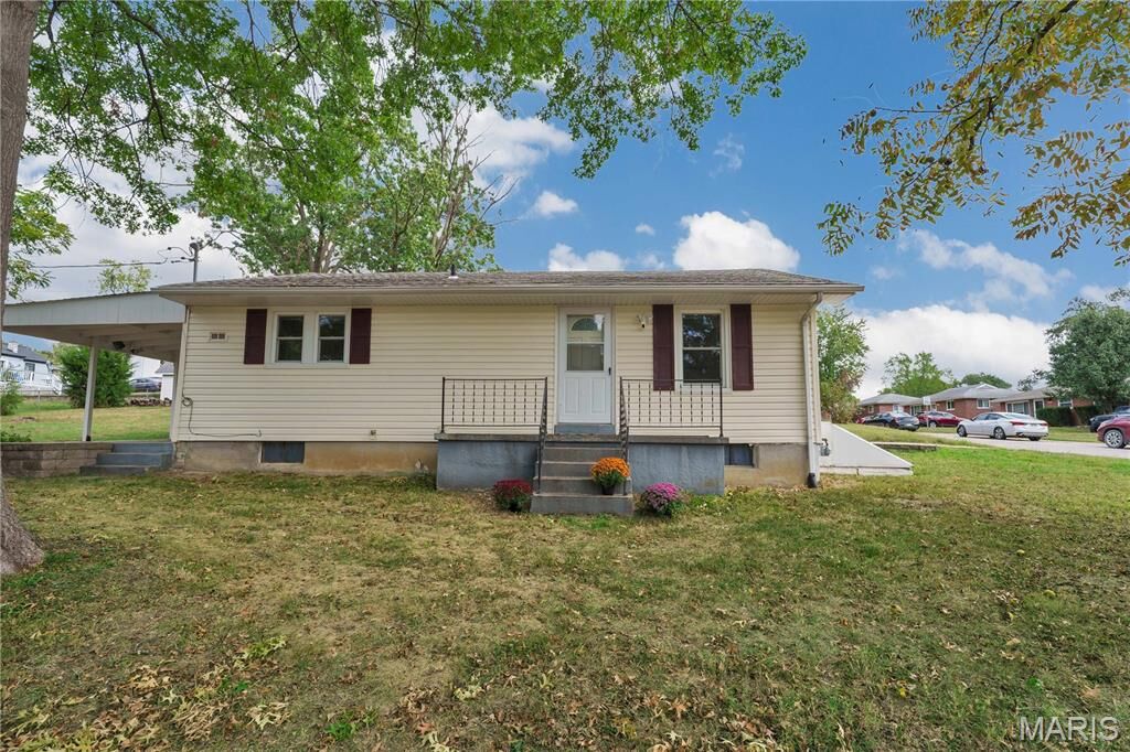 Property Photo: 9617 Cote Brilliante Avenue MO 63114