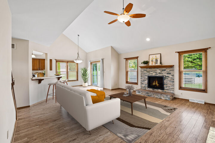 Property Photo: W361s2760 Lisa Ln WI 53118