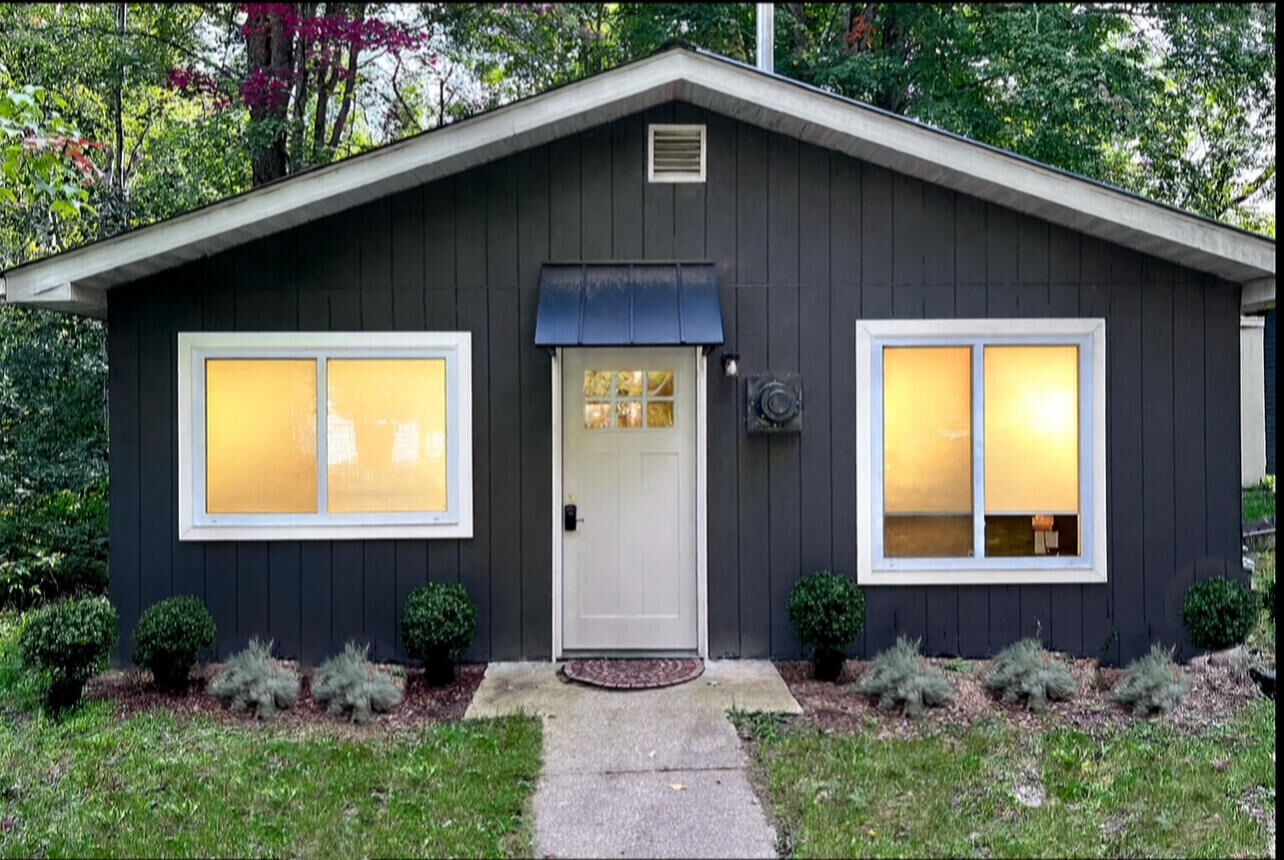 Property Photo: 121 Henderson Place Place MI 49601