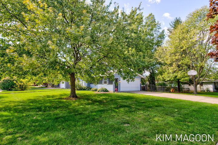 Property Photo: 499 Floyd Street MI 49404
