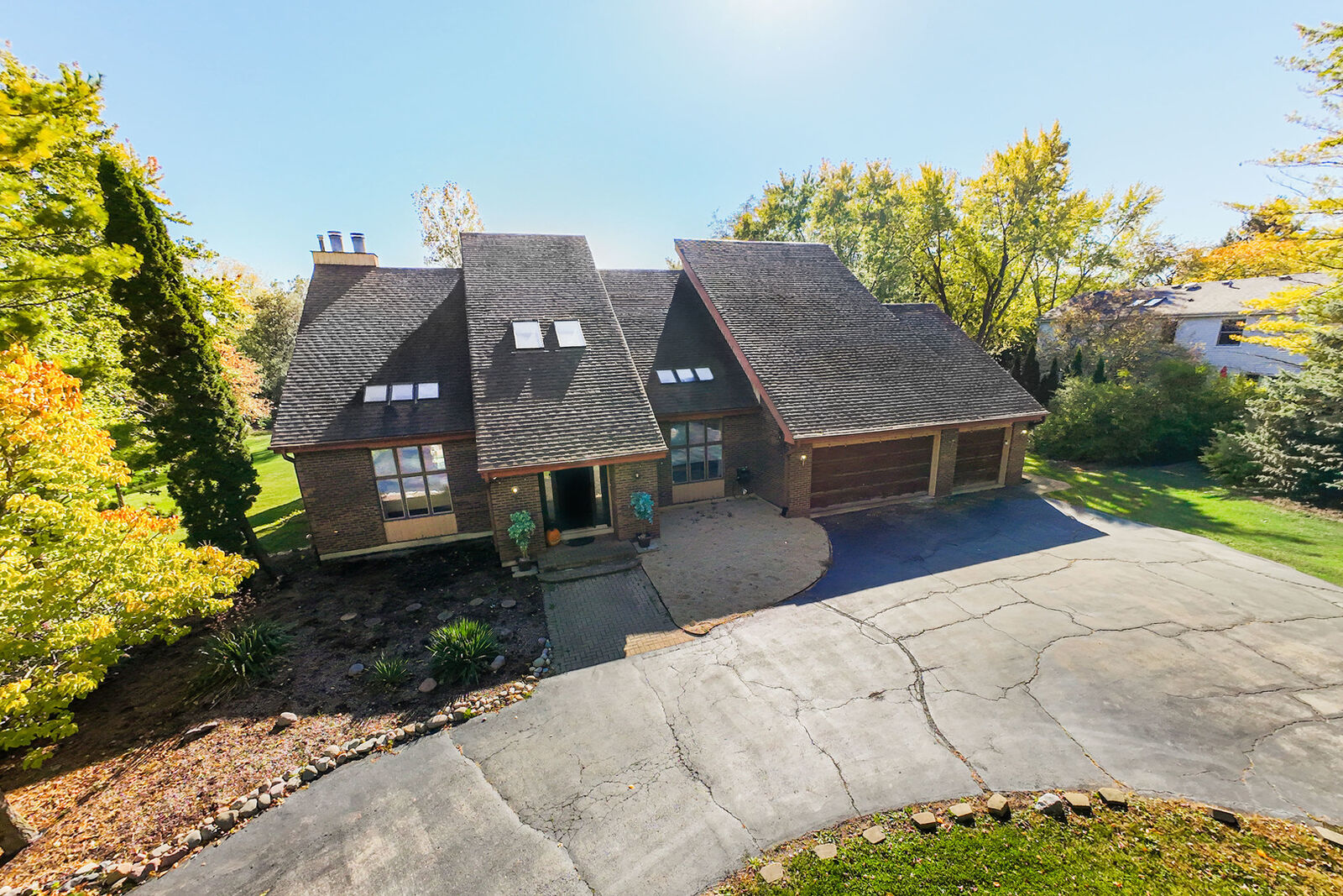 Property Photo: 336 Roberts Road IL 60010