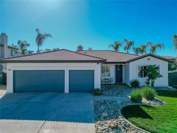 729 Windbound  Beaumont CA 92223 photo