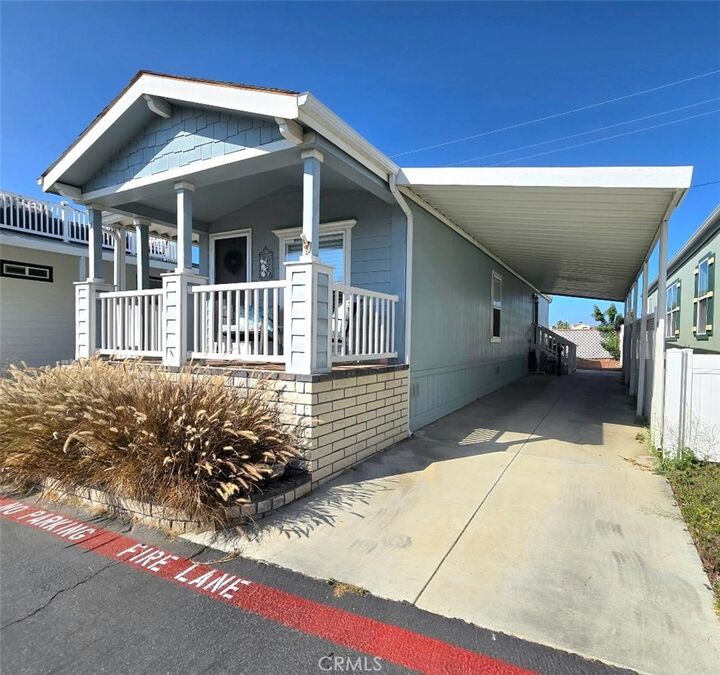 Property Photo: 21851 Newland St. 7 CA 92646