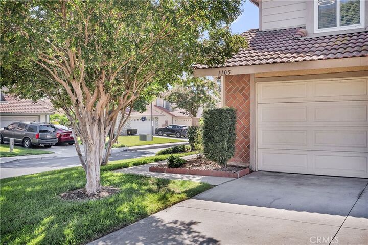 Property Photo: 1105 W Victoria Street CA 92376