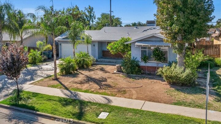 Property Photo:  1920 S Baird  CA 93702 