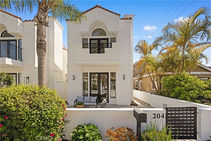 204 Lincoln Ave  Huntington Beach CA 92648 photo