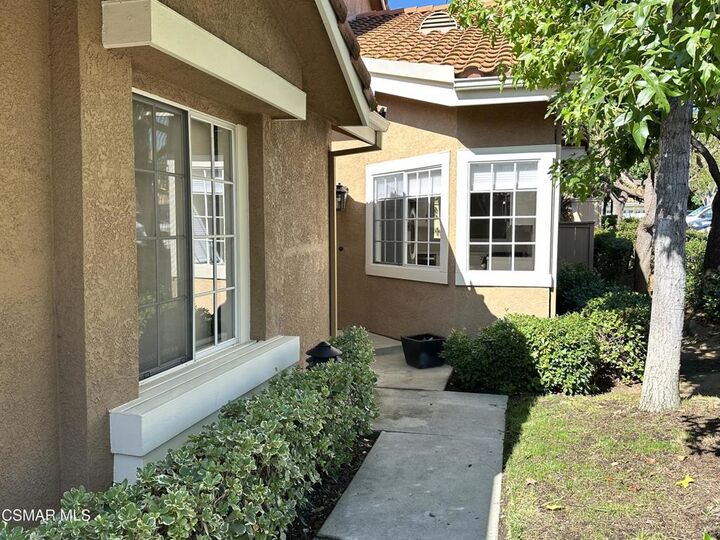 Property Photo: 4895 Martona Drive CA 91377