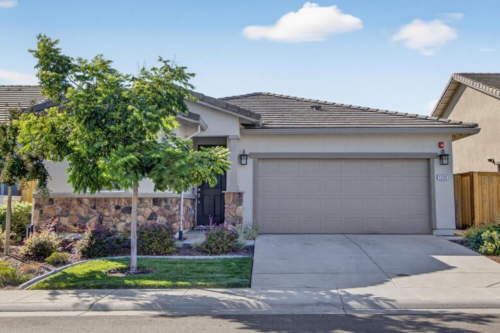 Property Photo:  1296 Esplanade Lane  CA 95648 