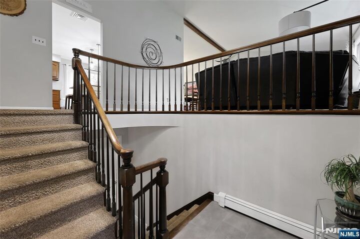 Property Photo: 9 Keiller Court NJ 07508