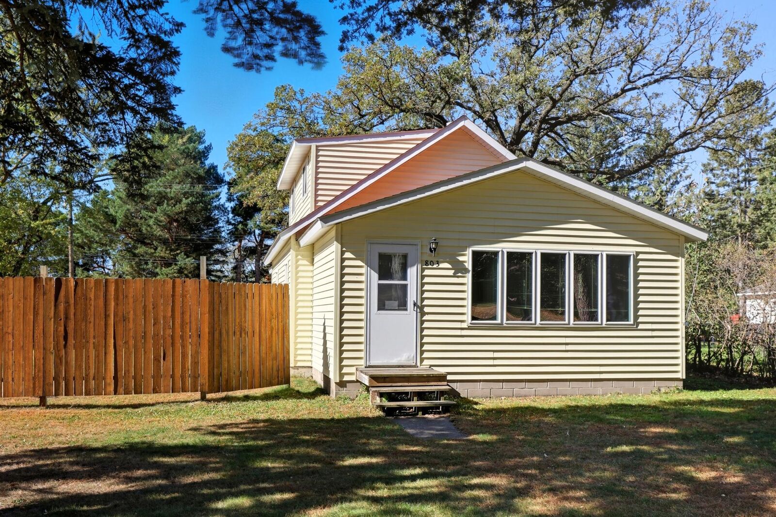 Property Photo: 803 2nd Avenue NE MN 56377