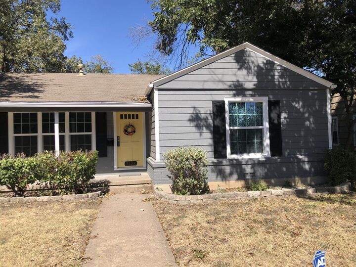 Property Photo: 3458 Brady Avenue TX 76109