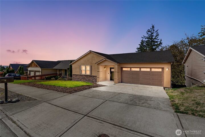 Property Photo:  2002  63rd Avenue NE  WA 98422 