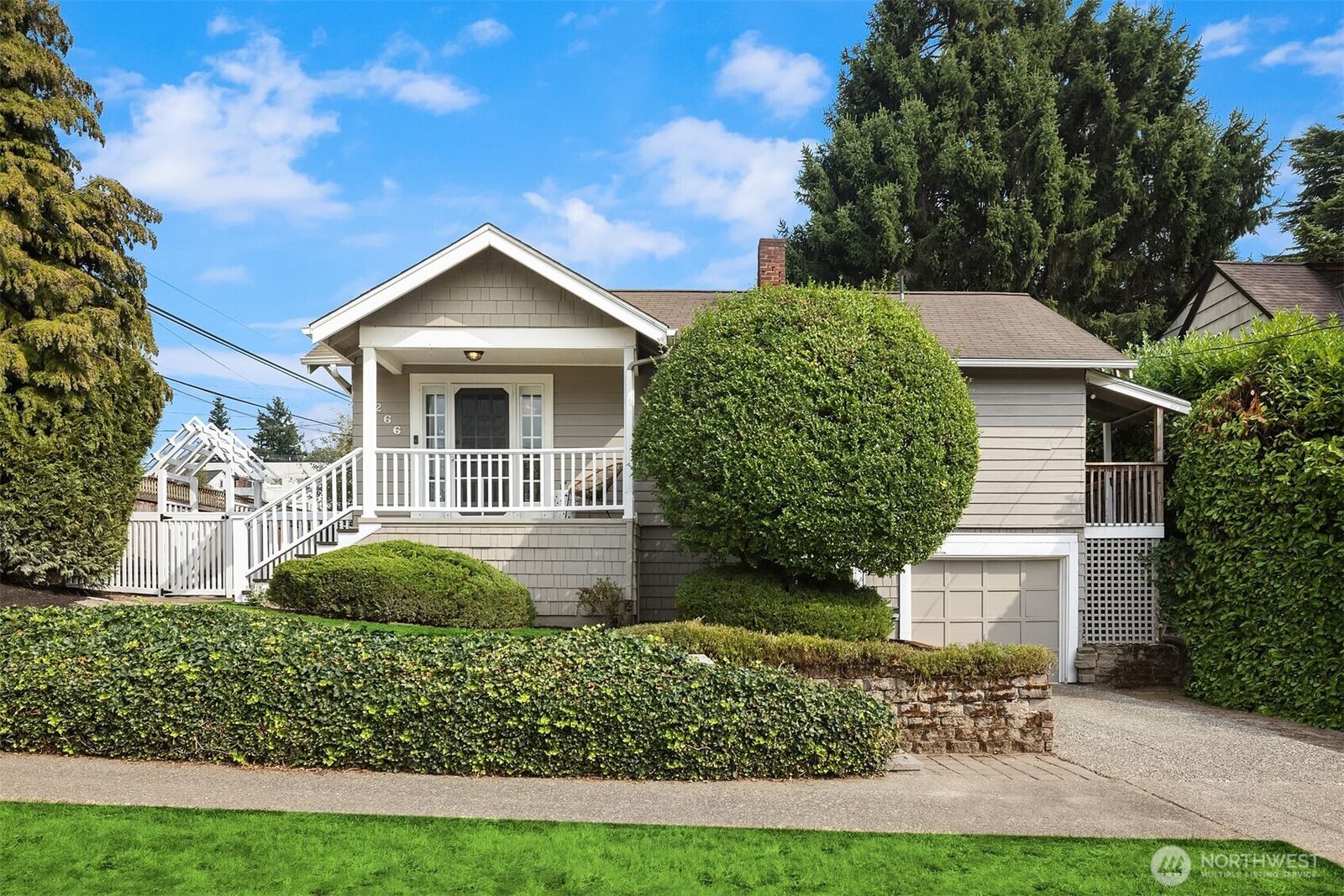 Property Photo:  8266  4th Avenue NE  WA 98115 