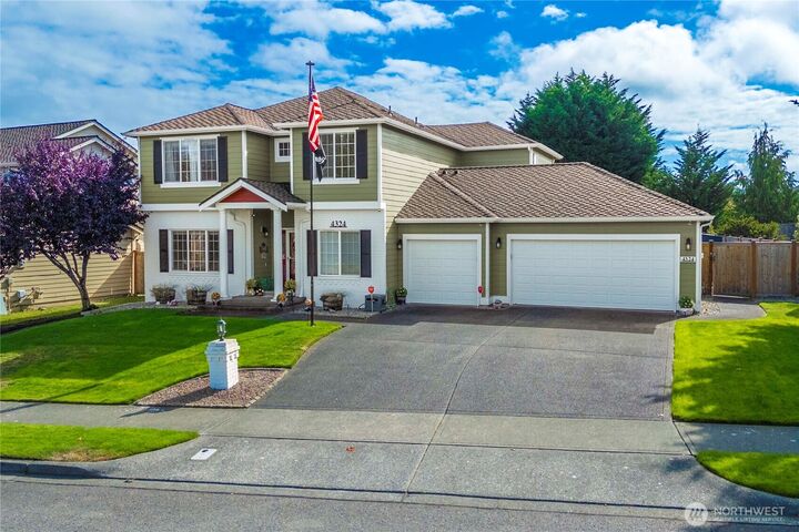 Property Photo:  4324  41st Street NE  WA 98422 