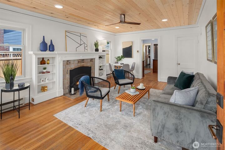 Property Photo:  9116  23rd Avenue NE  WA 98115 