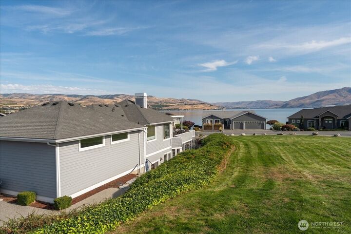 Property Photo: 129 Chelan View Drive WA 98831