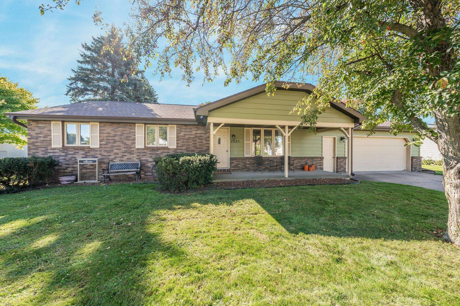 Property Photo: 2925 W Capitol Drive WI 54914