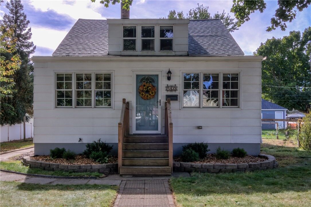Property Photo: 1439 Highland Avenue WI 54701
