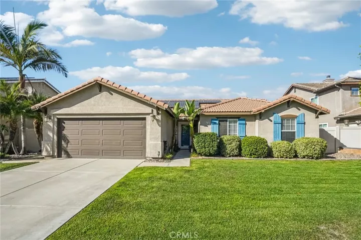 Property Photo:  23062 Empire Penguin  CA 92595