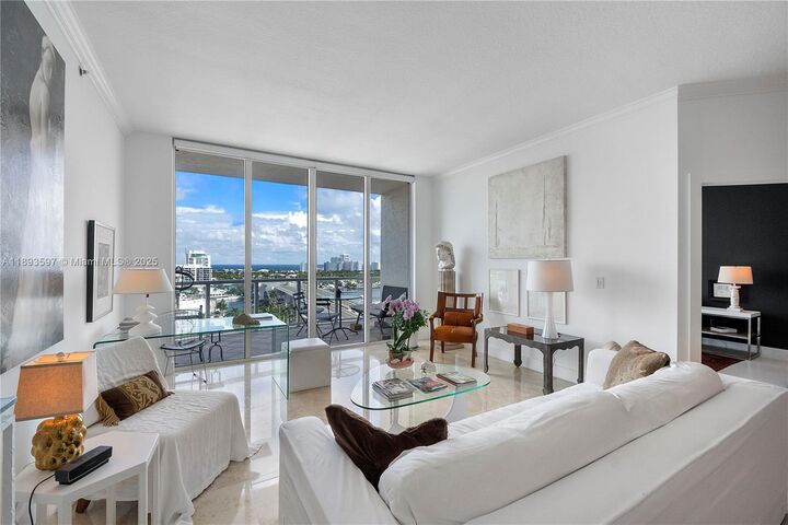 Property Photo: 1819 SE 17th St 1606 FL 33316