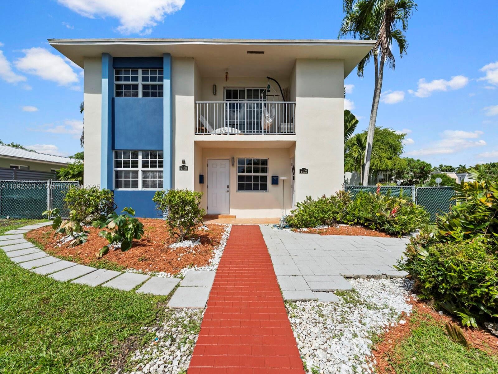 Property Photo: 9100 SW 95th Ave 9100 FL 33176